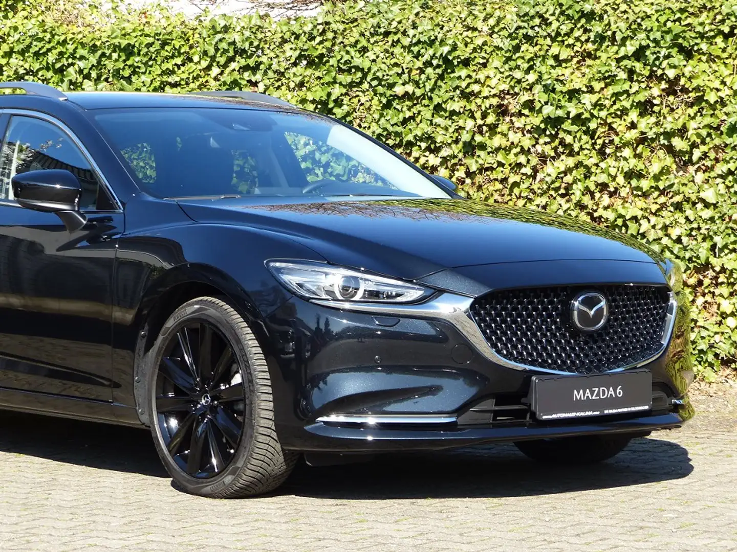 Mazda 6 KOMBI 2.5L SKYACTIV G 194ps Automatik EXCLUSIVE-LI Schwarz - 2
