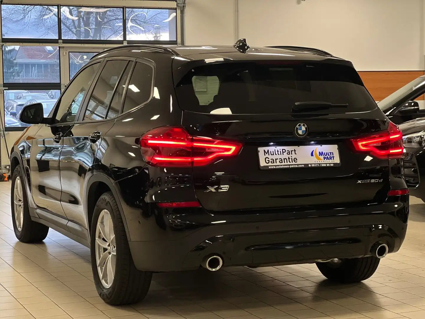 BMW X3 xDrive Advantage HUD/AHK/ParkSyst/SportSitze Noir - 2