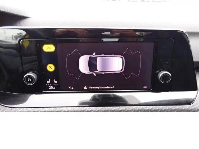 Volkswagen Golf view 6