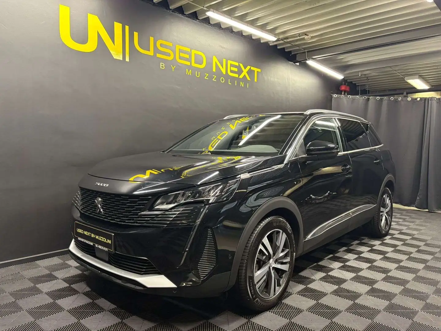 Peugeot 5008 1.5 BlueHDi EAT8 Allure Pack 7 places Zwart - 1