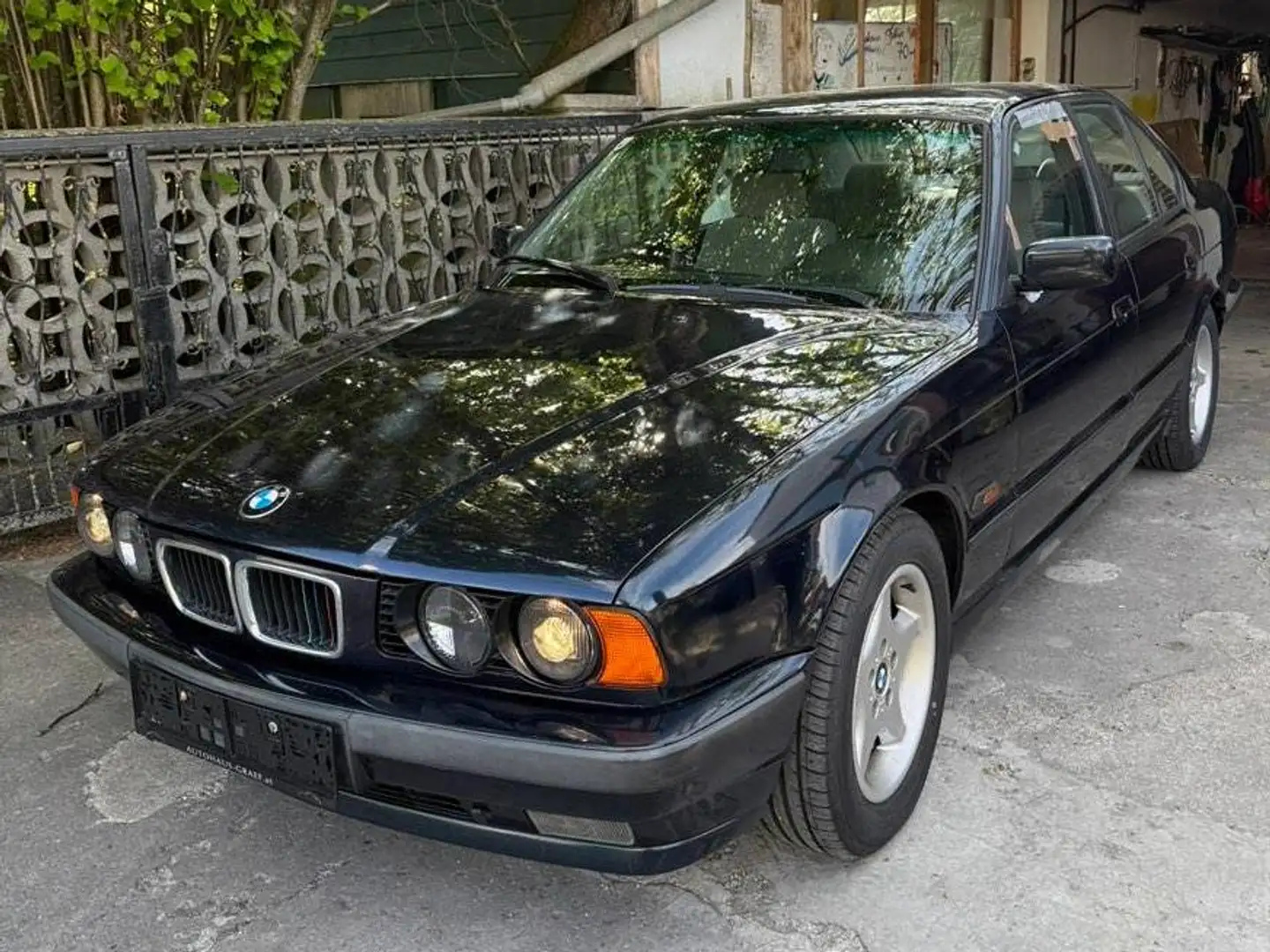 BMW 518 518i Blau - 2