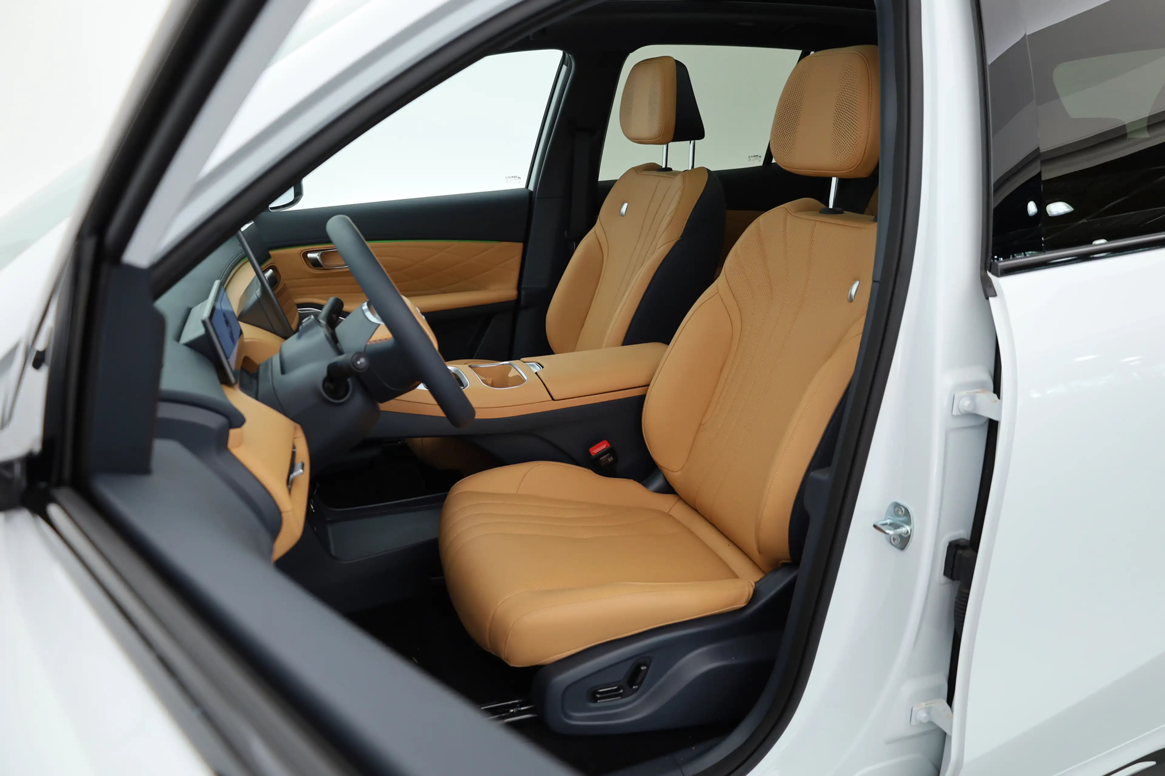 Geely Starray EM-i 1.5 Max | 18.4 kWh Batterij | 83km WLTP | Stoel- s — photo 3