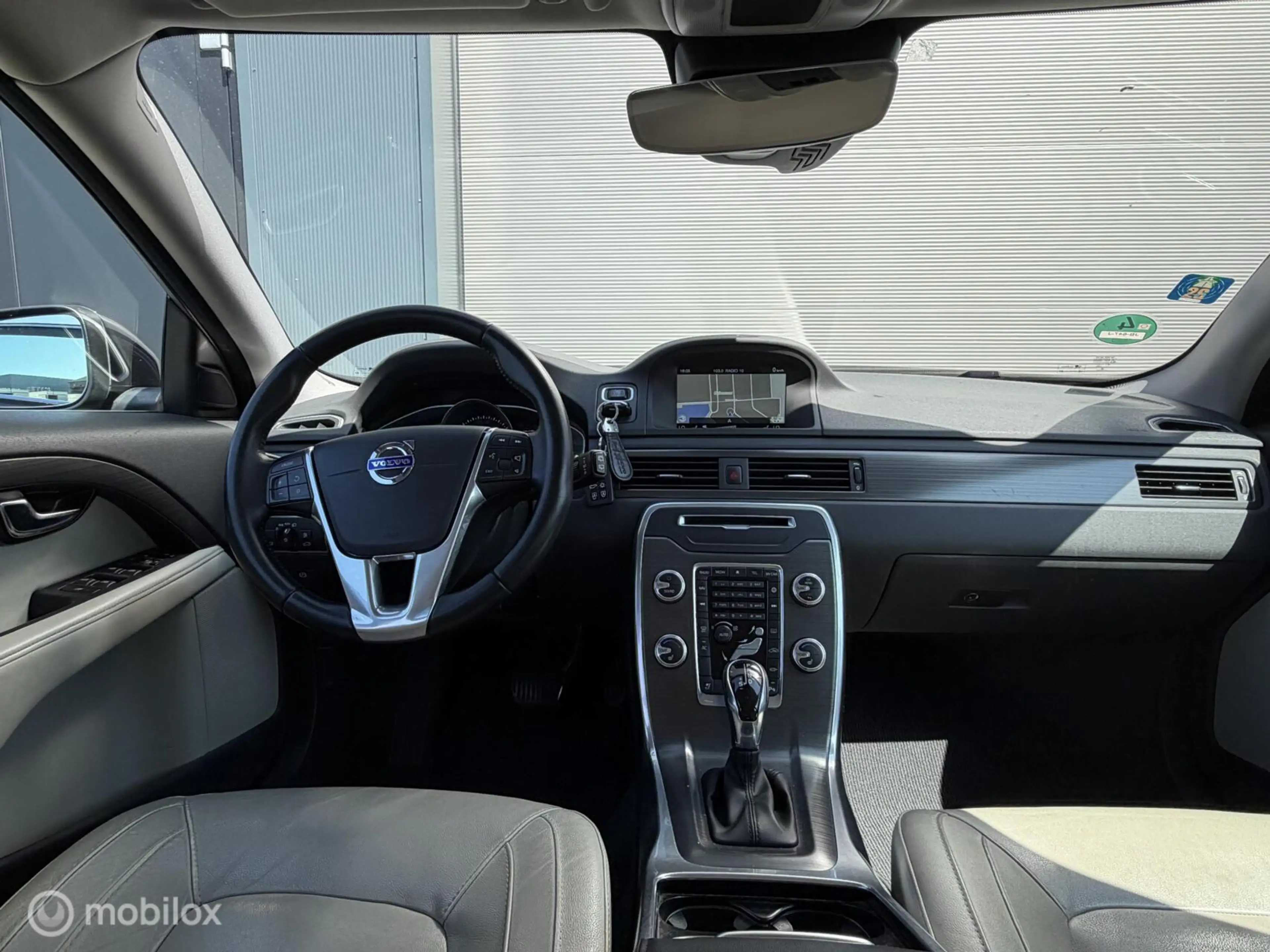 Volvo V70 2.0 D3 Polar+ — photo 11