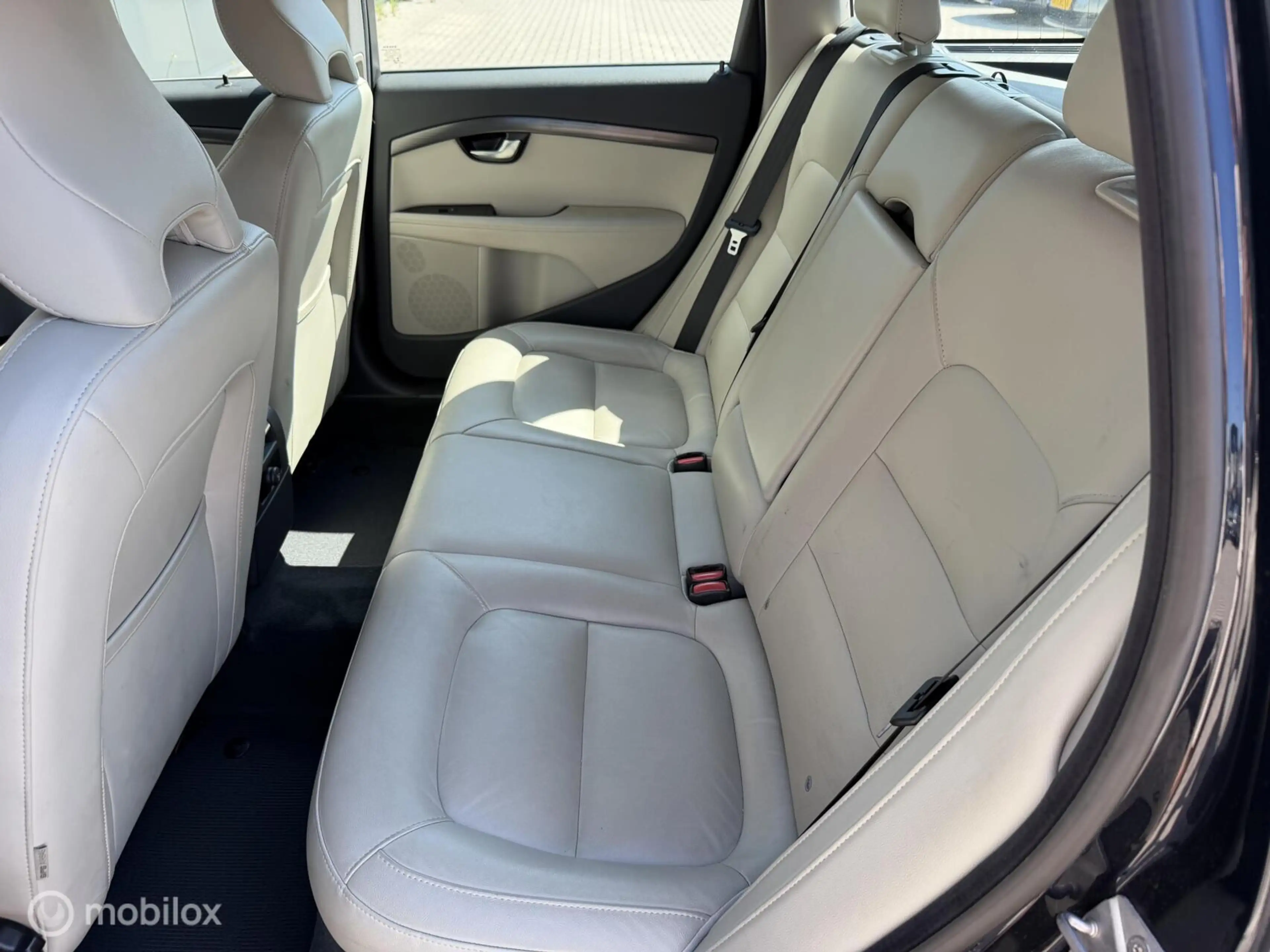 Volvo V70 2.0 D3 Polar+ — photo 10