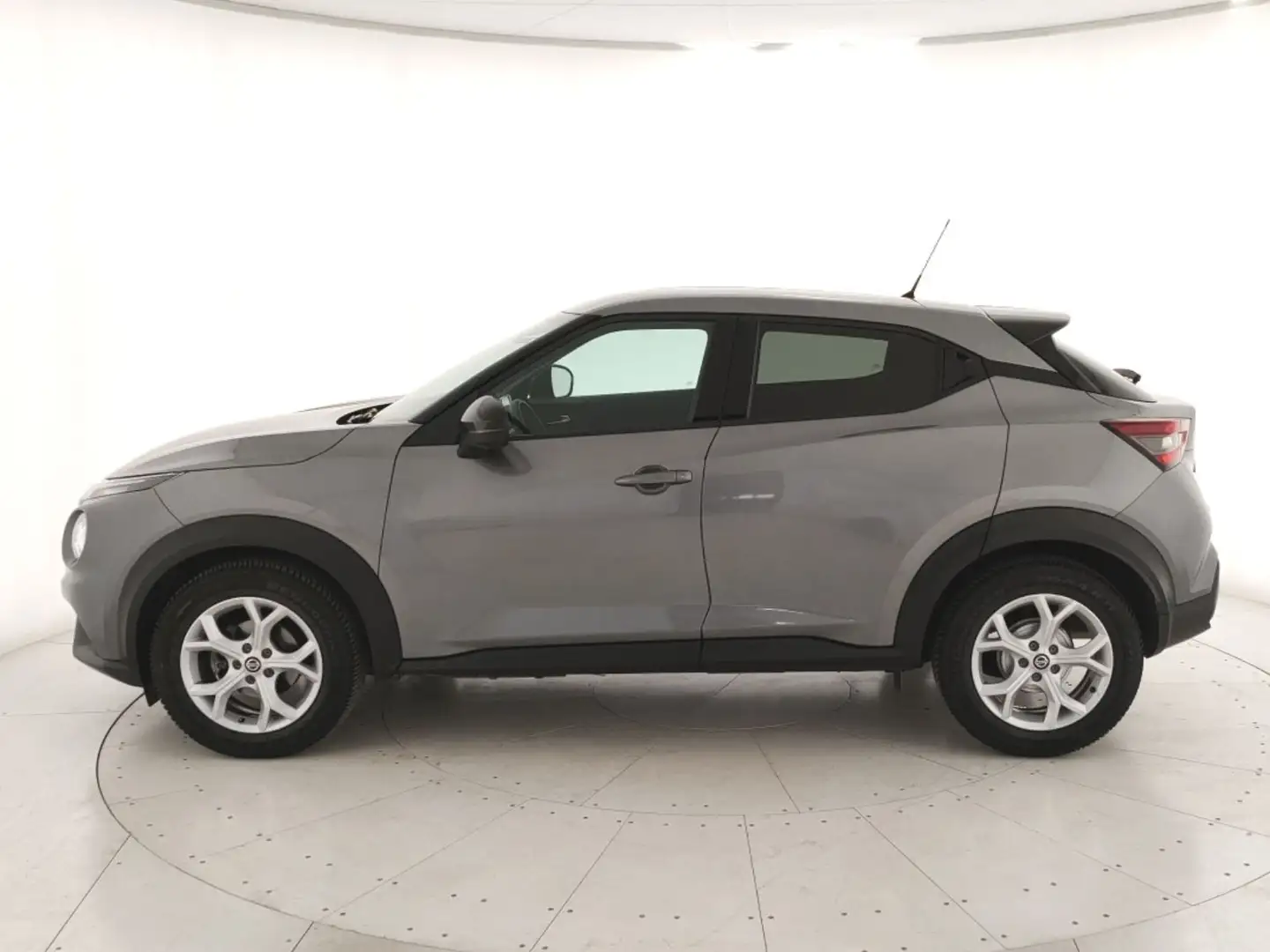 Nissan Juke 1.0 dig-t Business MT Grigio - 2