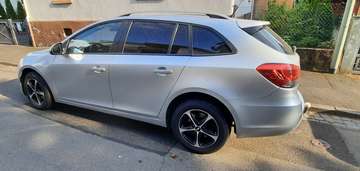Station Wagon 1.7TD LT+