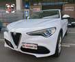 Alfa Romeo Stelvio Stelvio 2.0 t Business Q4 200cv Auto bijela - thumbnail 3