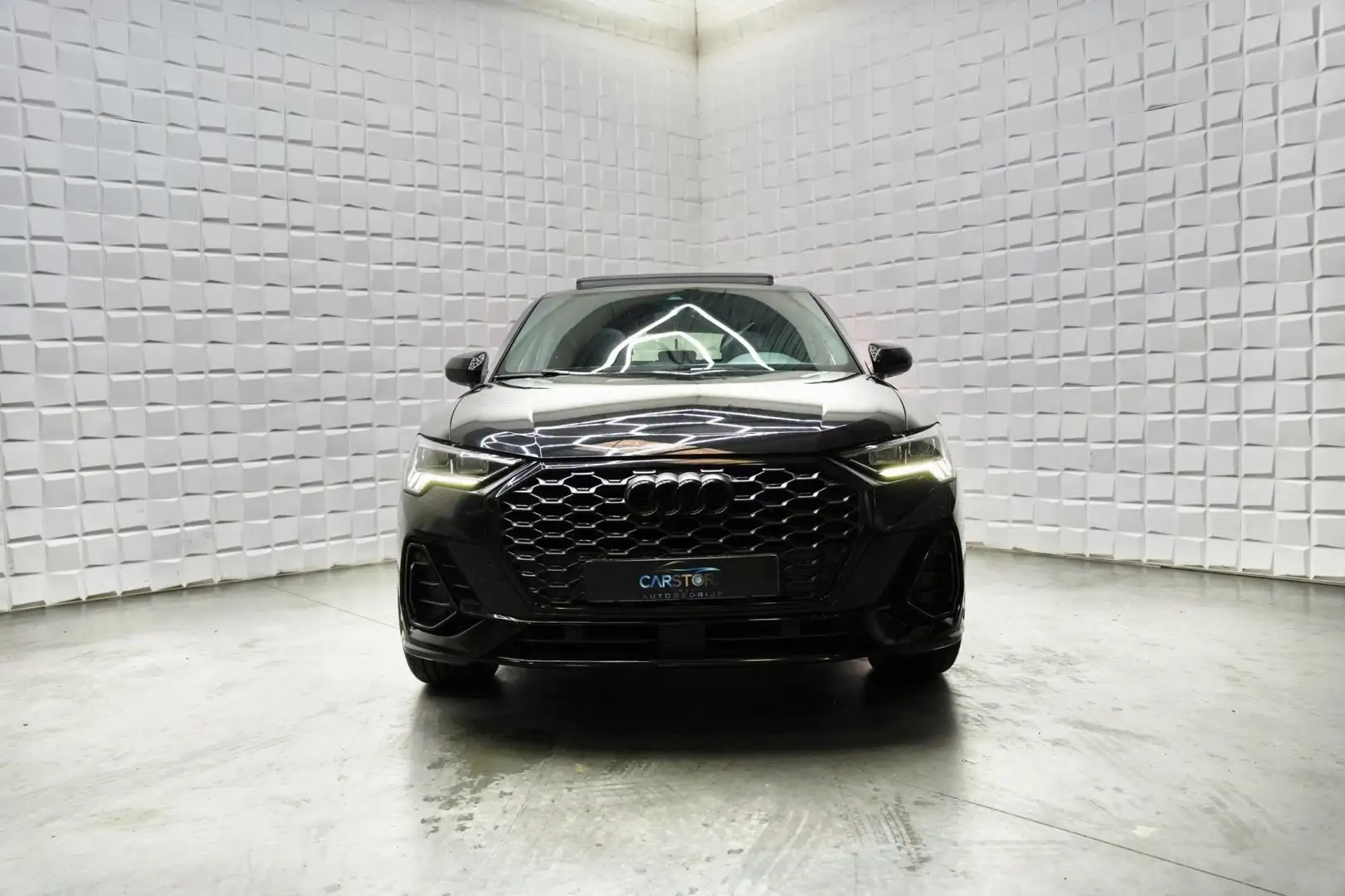 Audi Q3 SPORTBACK 35 TFSI 3x S LINE PANO VIRTUAL MATRIX LE Noir - 2