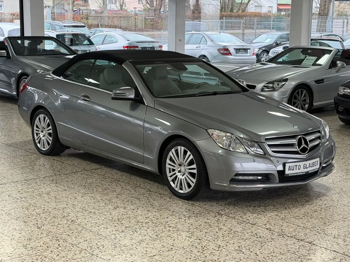 Mercedes-Benz E 200 CGI Cabrio/Airscarf/Leder/PDC/SHZ/2.Hand Argent - 2