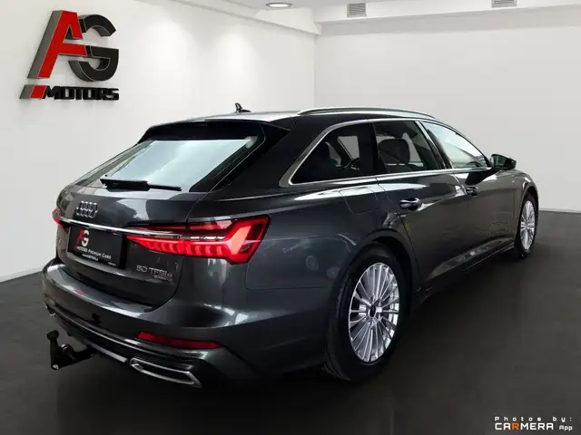Audi A6 view 6