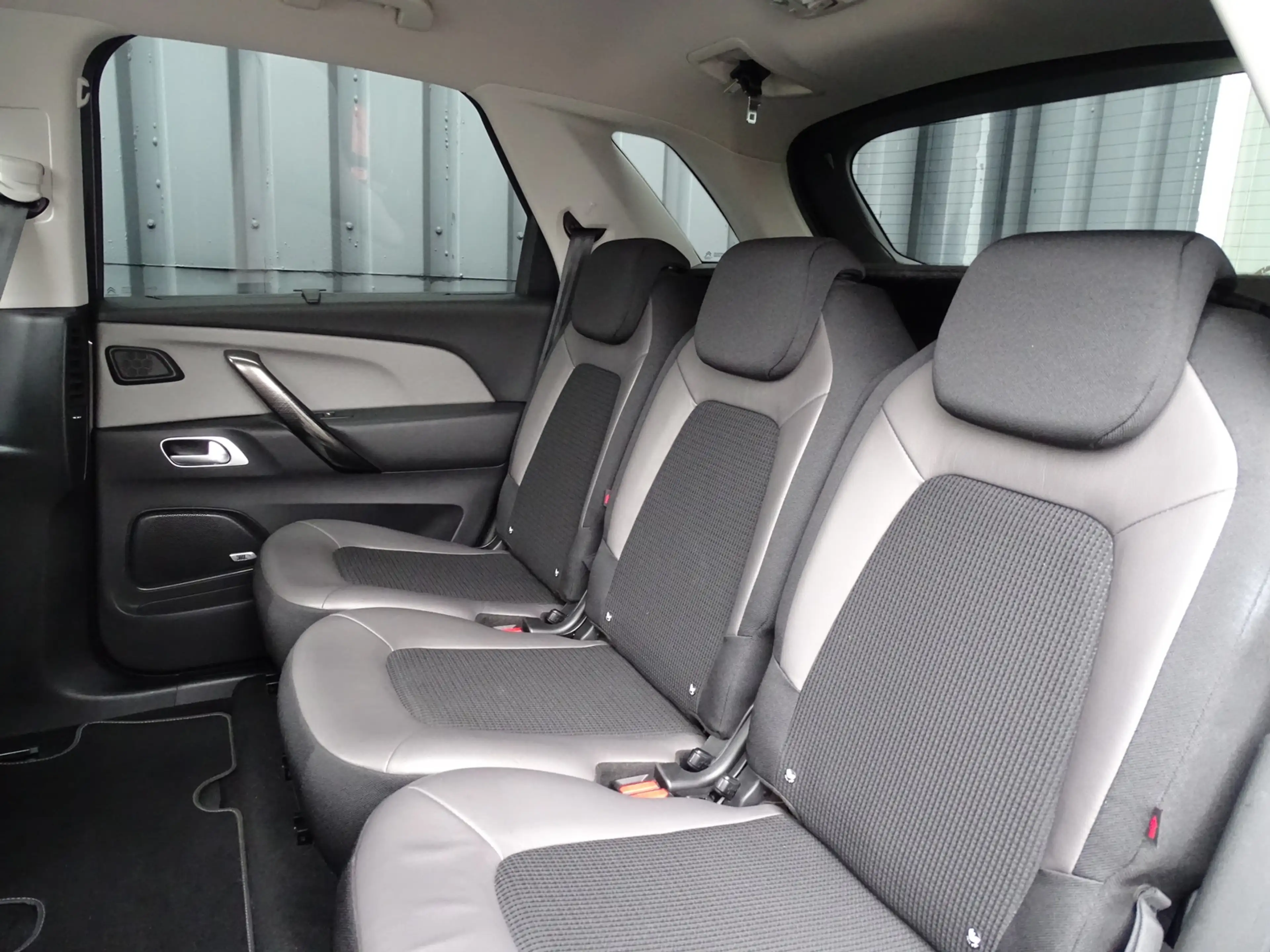 Citroen C4 Picasso 1.2 PureTech Shine Automaat | Camera | trekhaak — photo 5