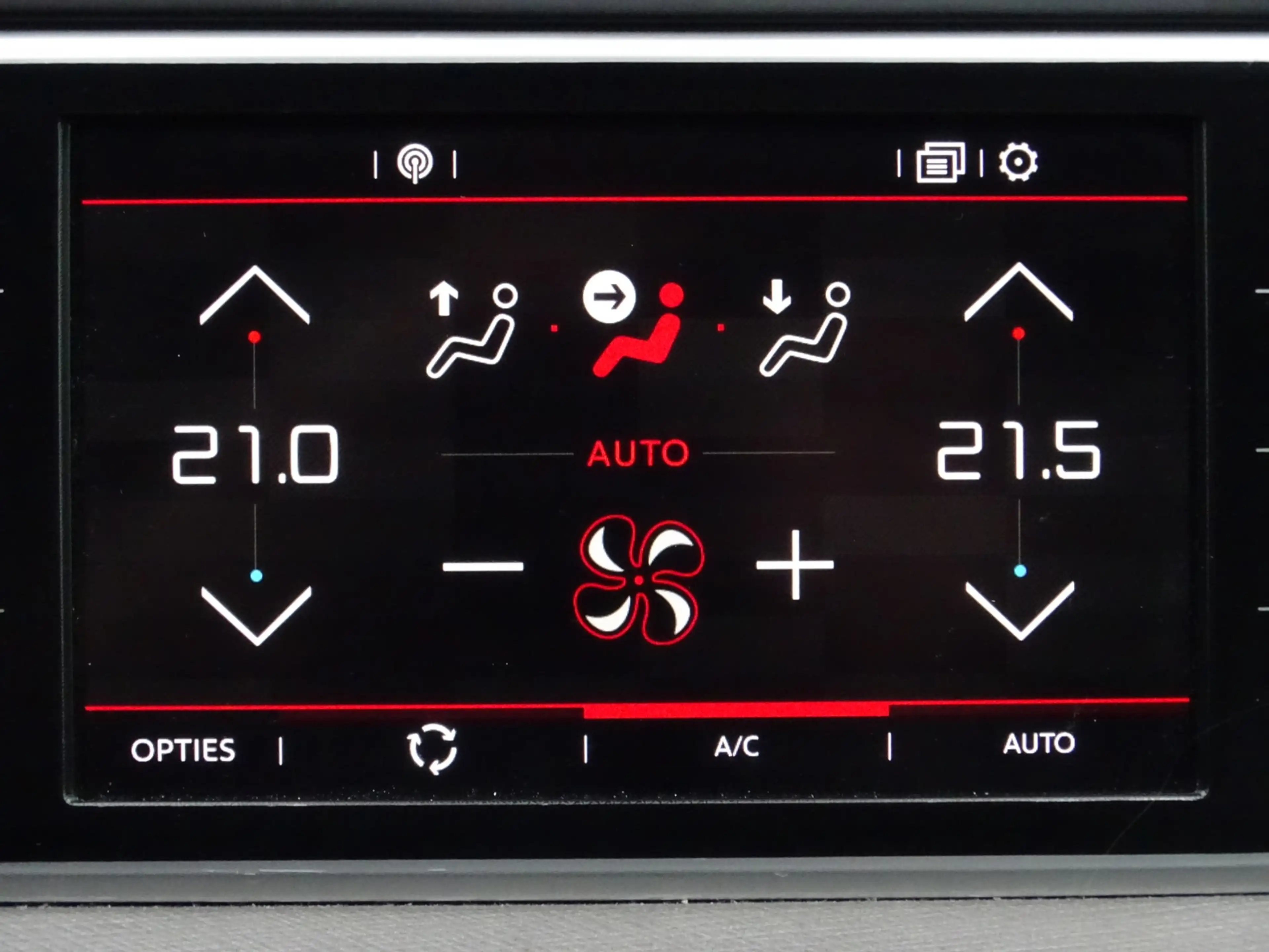 Citroen C4 Picasso 1.2 PureTech Shine Automaat | Camera | trekhaak — photo 23
