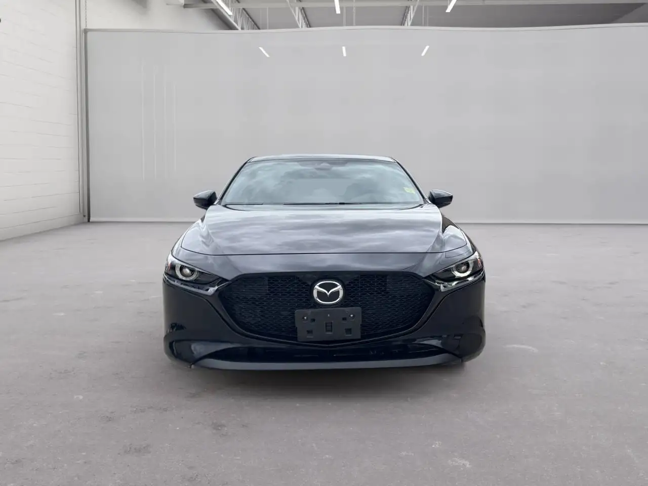 Mazda 3 снимка Mazda 3