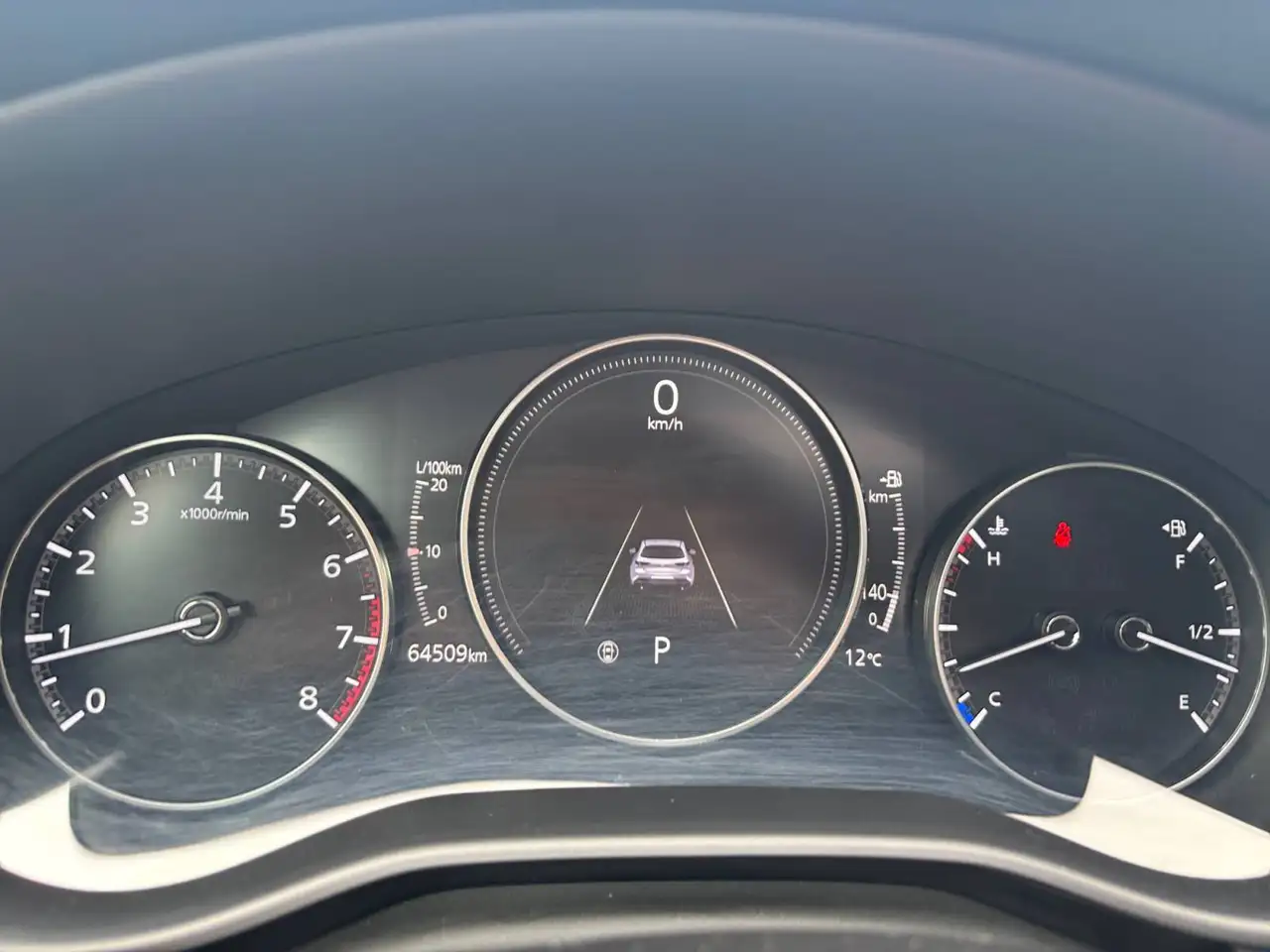 Mazda 3 снимка Mazda 3