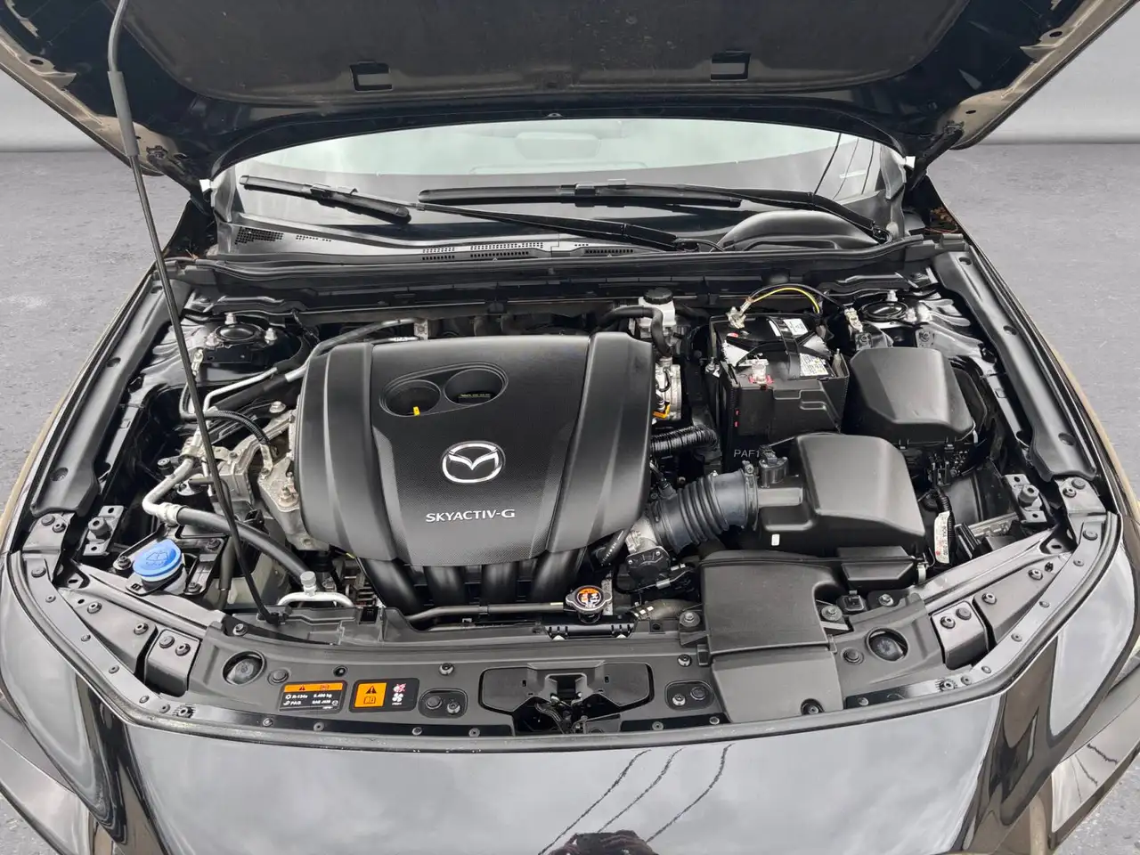 Mazda 3 снимка Mazda 3