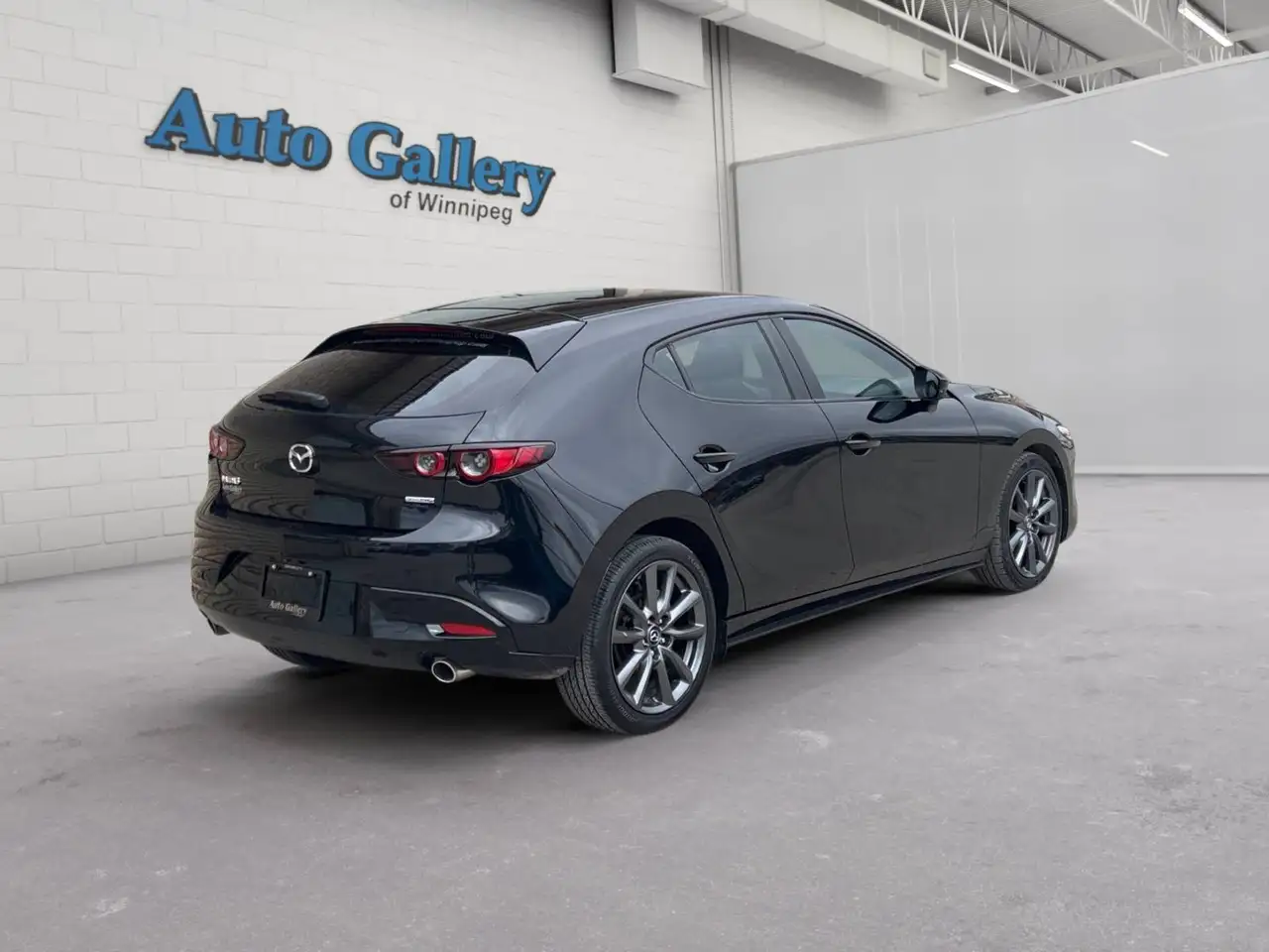 Mazda 3 снимка Mazda 3