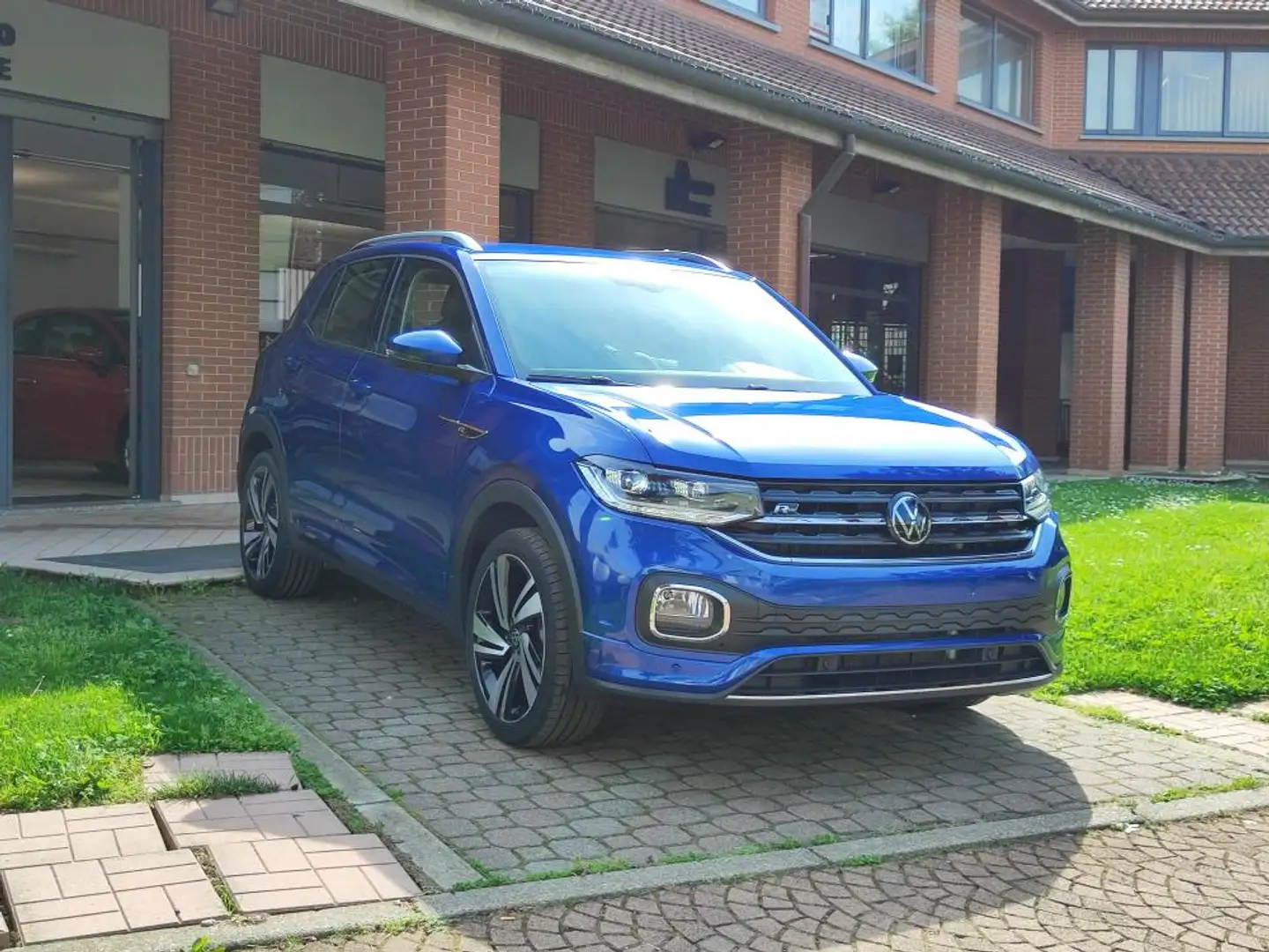 Volkswagen T-Cross 1.0 tsi Advanced 110cv dsg R-Line Blu/Azzurro - 1