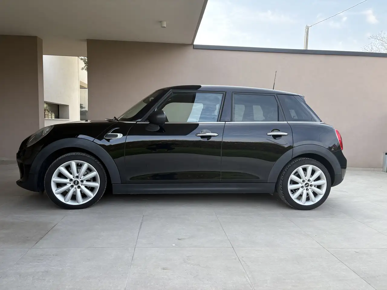 MINI One D