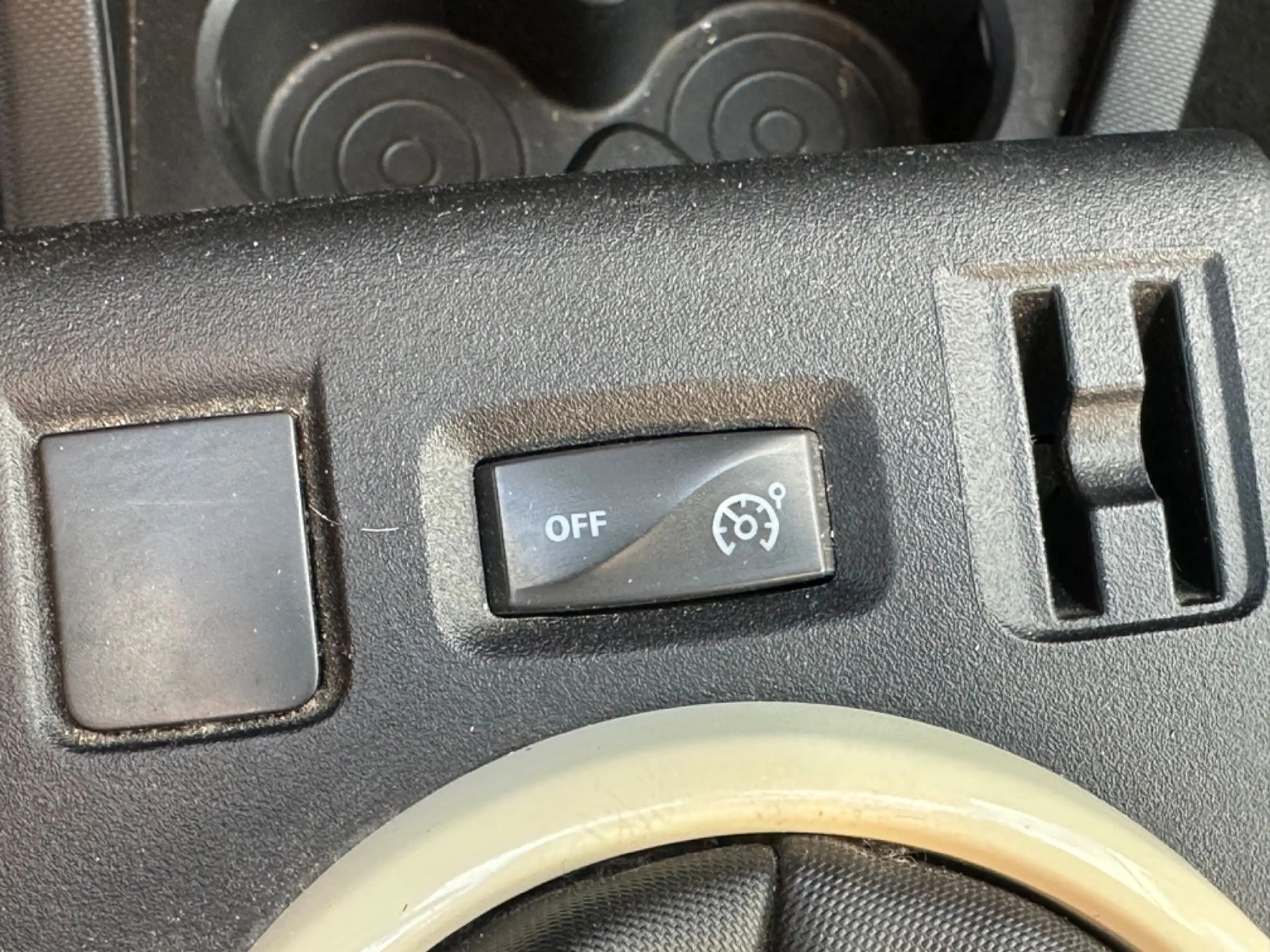 Renault Twingo Expression — photo 8