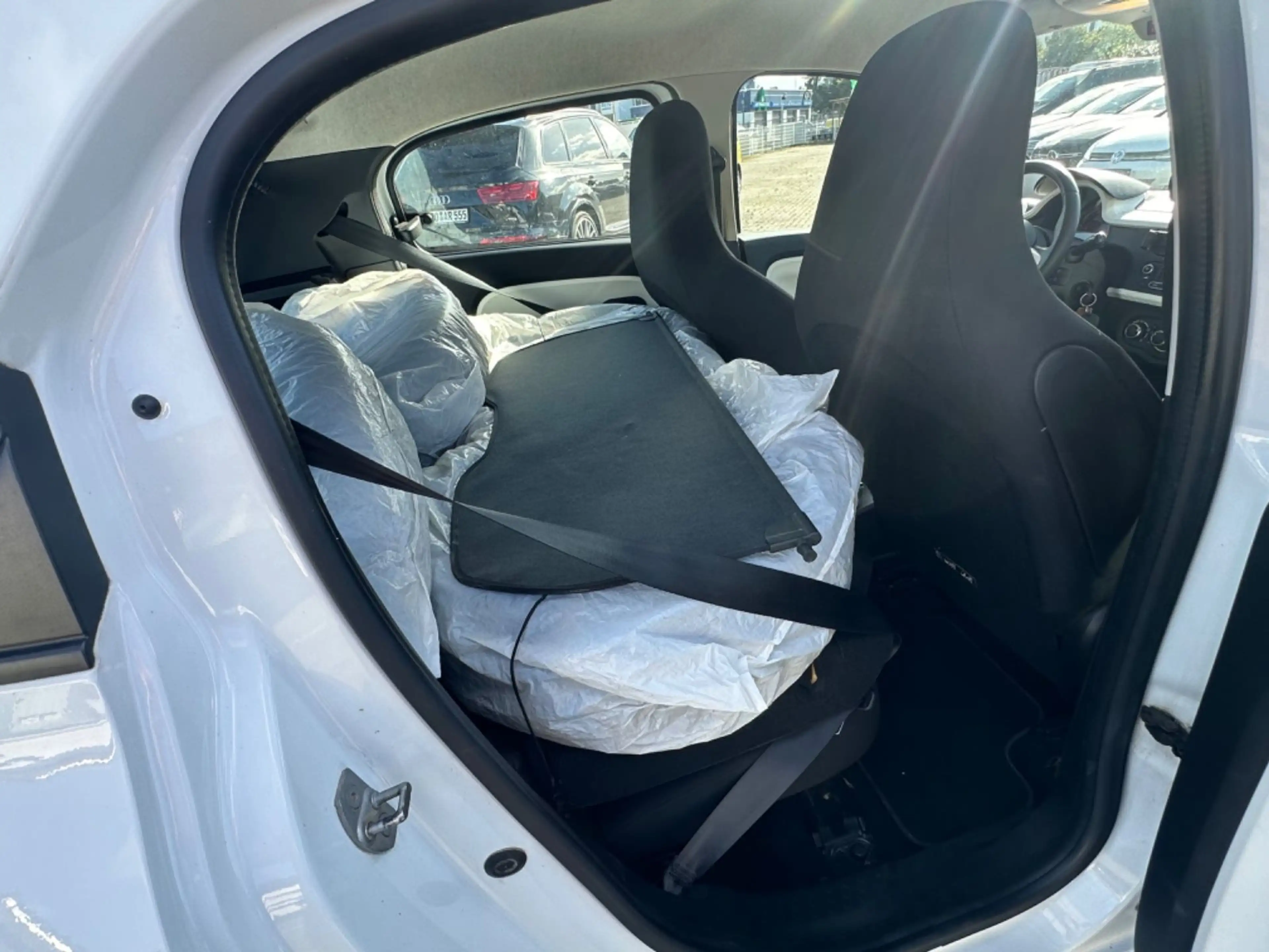 Renault Twingo Expression — photo 13