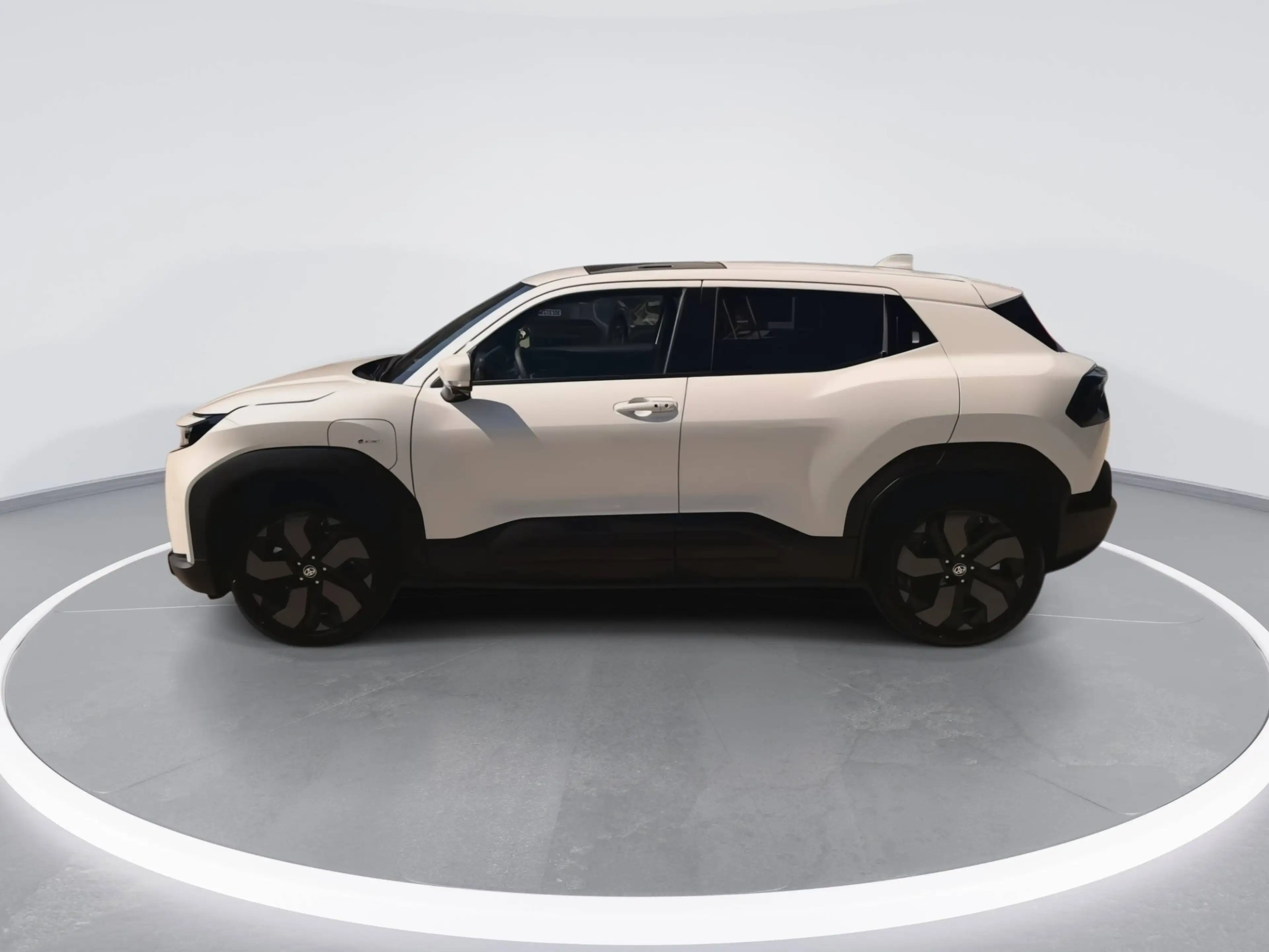 Toyota Urban Cruiser 128 kW FWD Lounge/360°/JBL/Sofort — photo 5