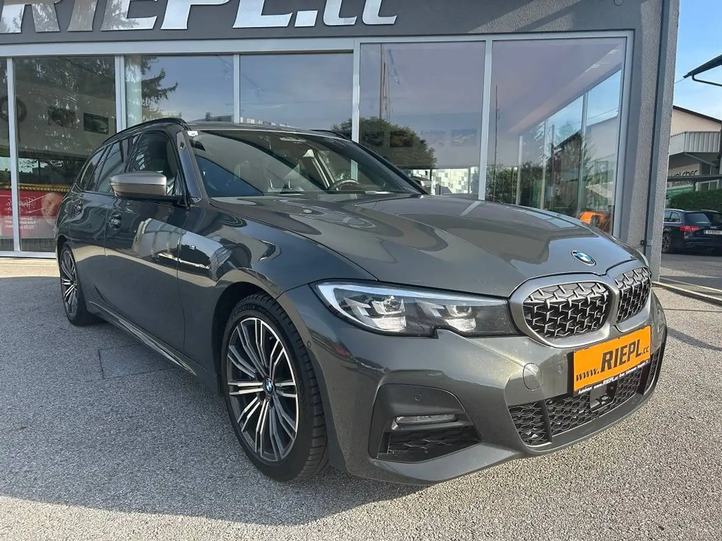BMW 320 320 xd M-Paket Langstrecken KM Assistenten AHK Grau - 1