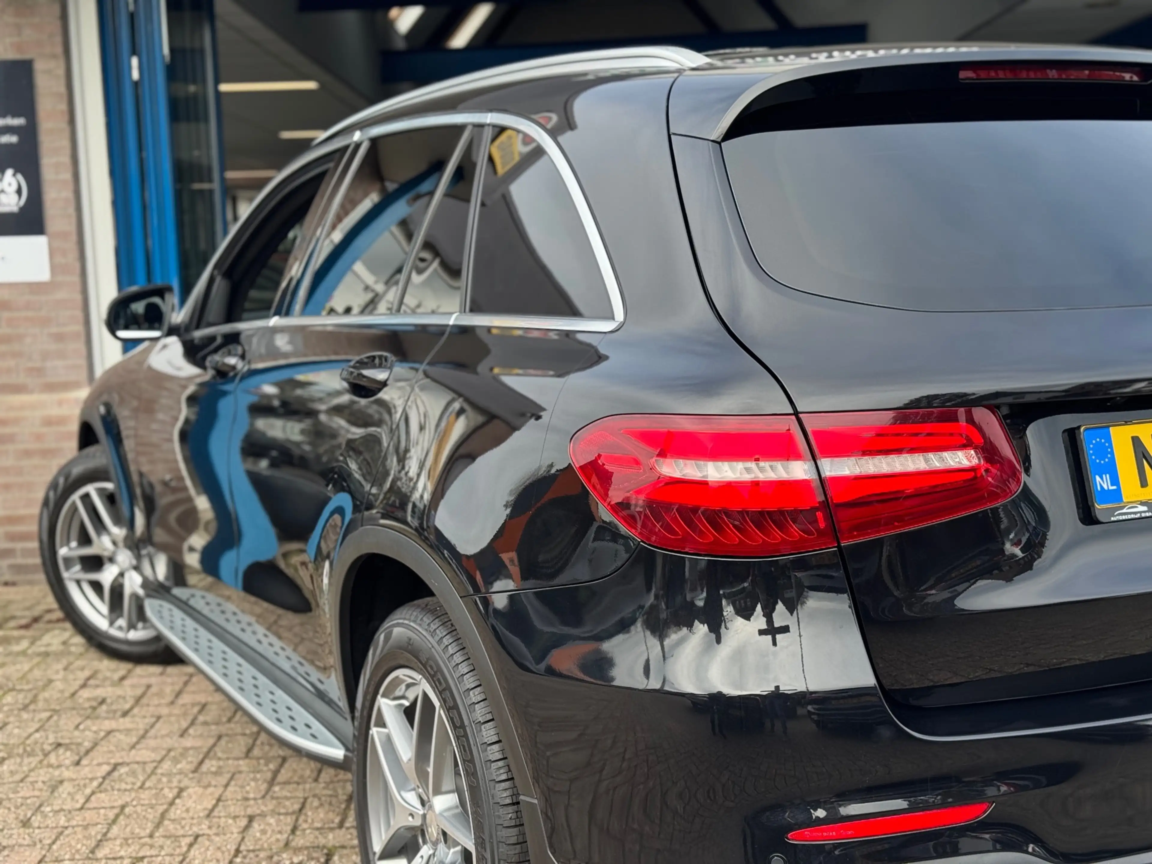 Mercedes-Benz GLC 250 4MATIC AMG Edition 1 2016 NAVI — photo 5