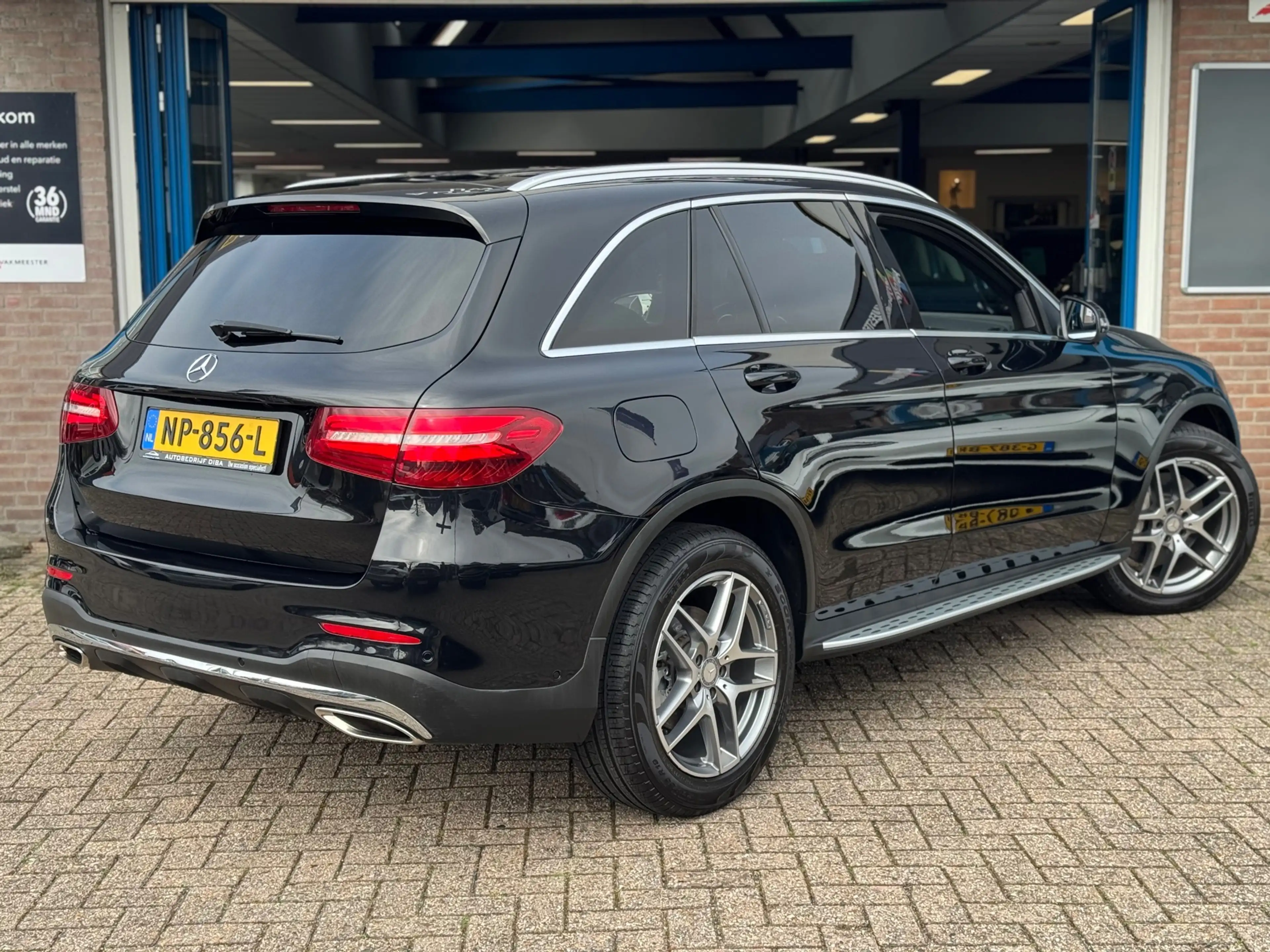 Mercedes-Benz GLC 250 4MATIC AMG Edition 1 2016 NAVI — photo 7