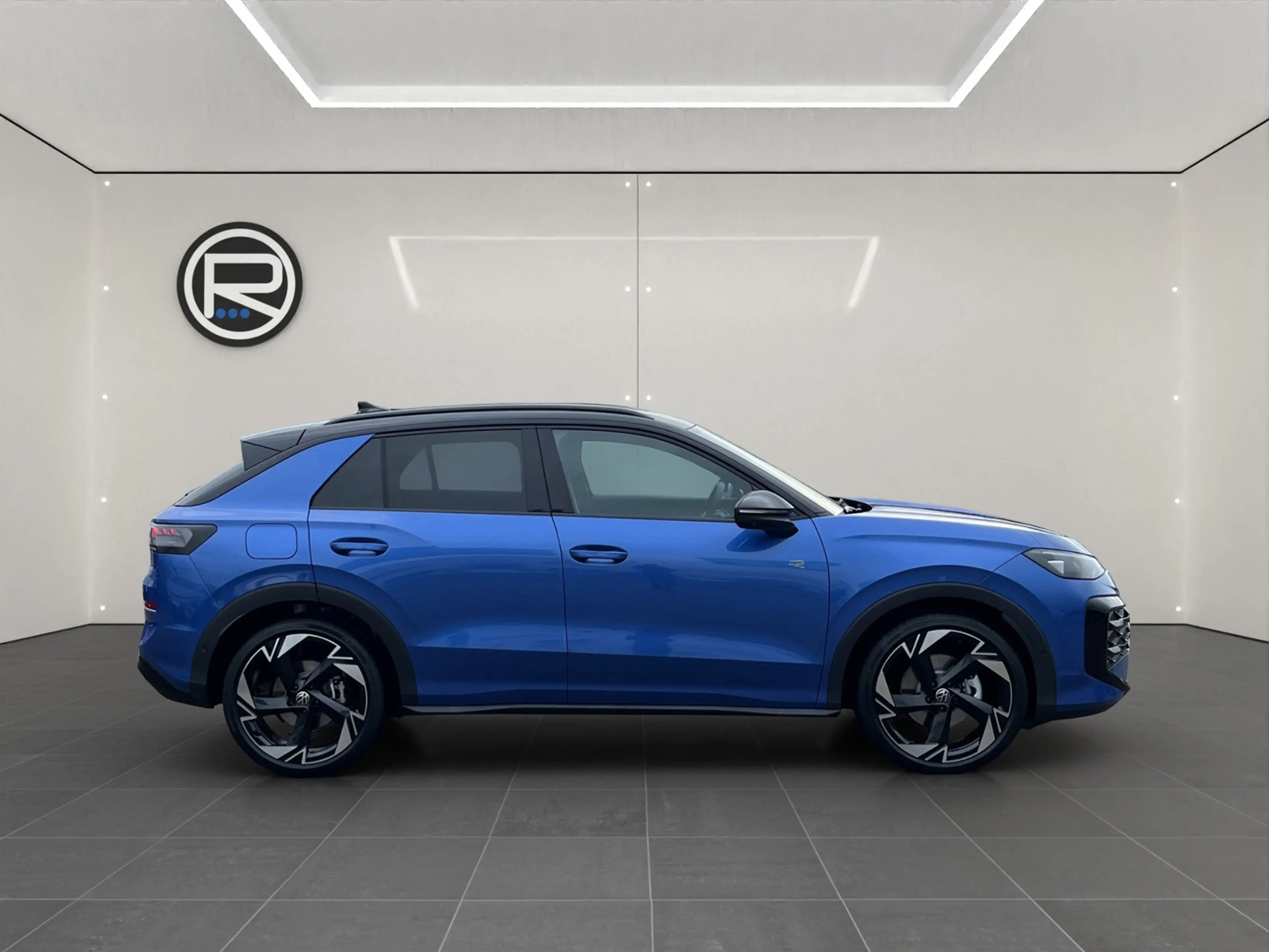 Volkswagen T-Roc 1.5 TSI OPF, R-Line, DSG — photo 4