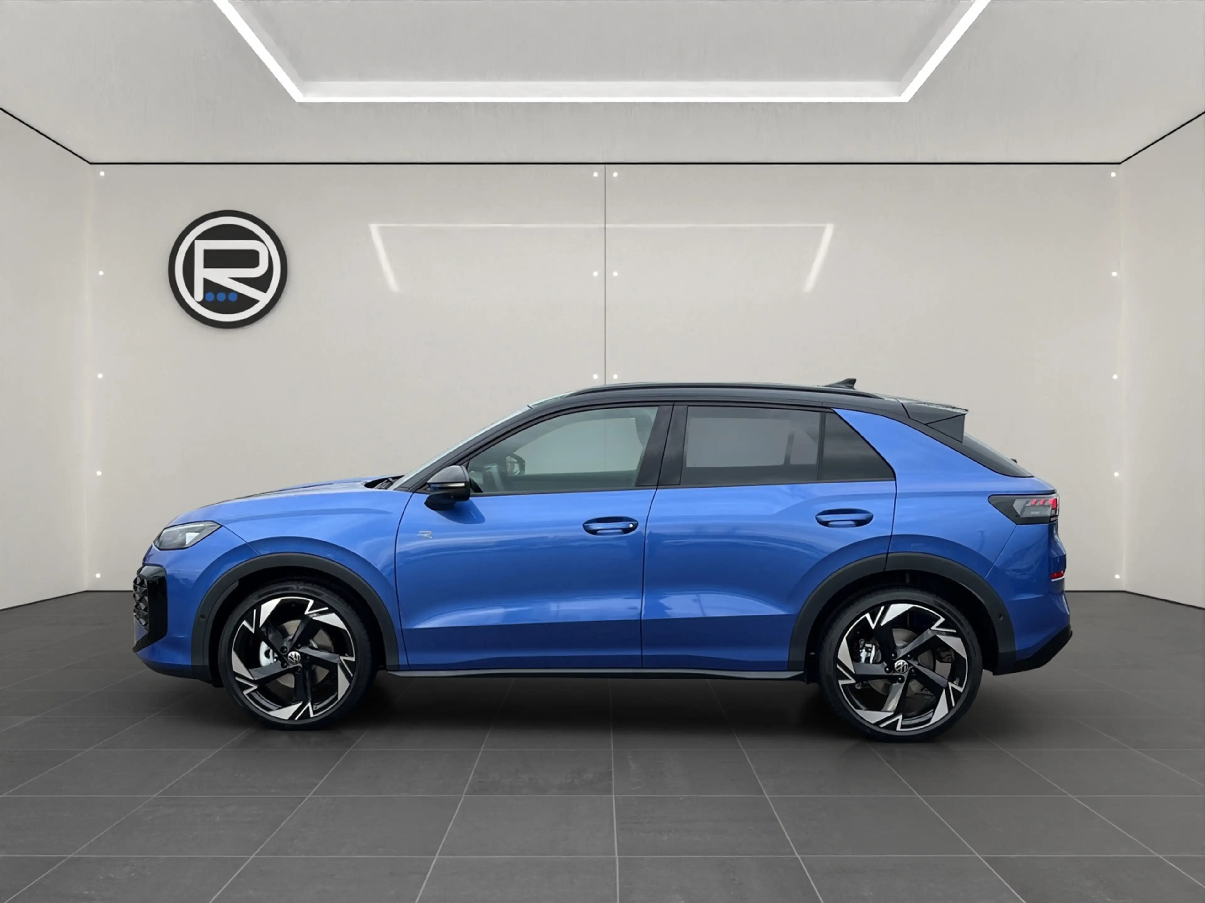 Volkswagen T-Roc 1.5 TSI OPF, R-Line, DSG — photo 3