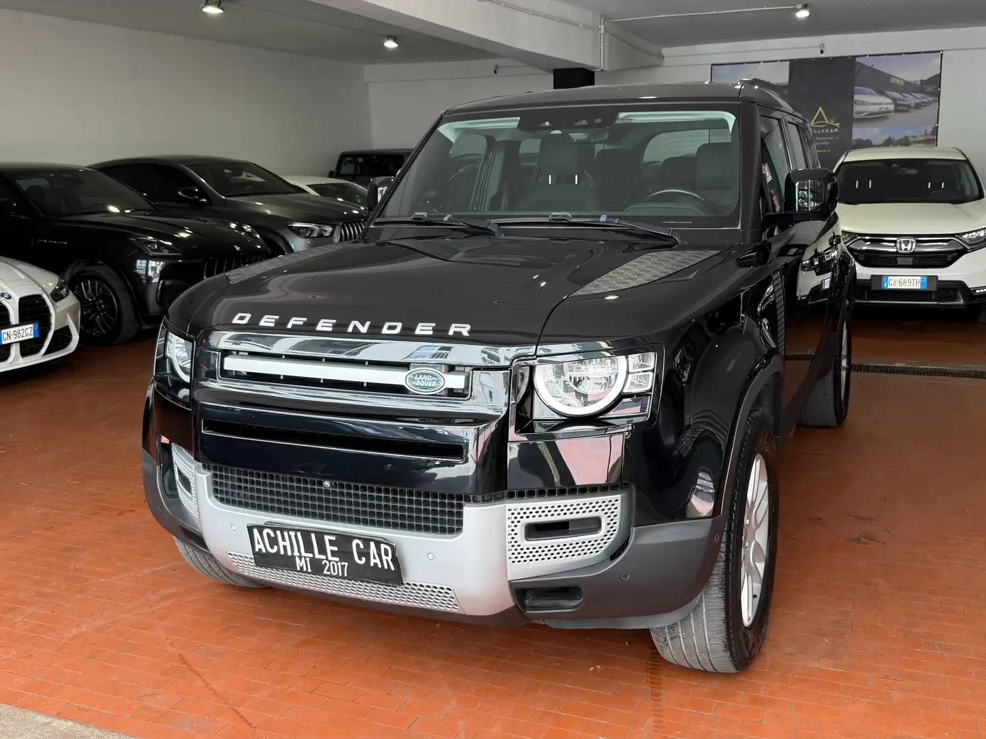 Land Rover Defender 3.0 D6 200cv  110 S AWD auto *PREZZO REALE* Černá - 1