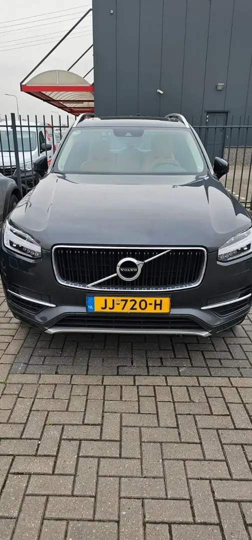Volvo XC90 T8 AWD Twin Engine Geartronic Momentum - 1