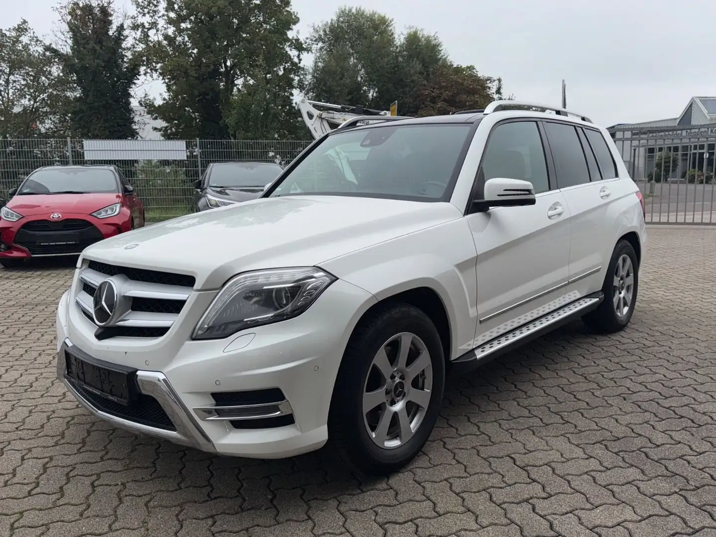 Mercedes-Benz GLK 350 CDI BlueEfficiency 4Matic Weiß - 1