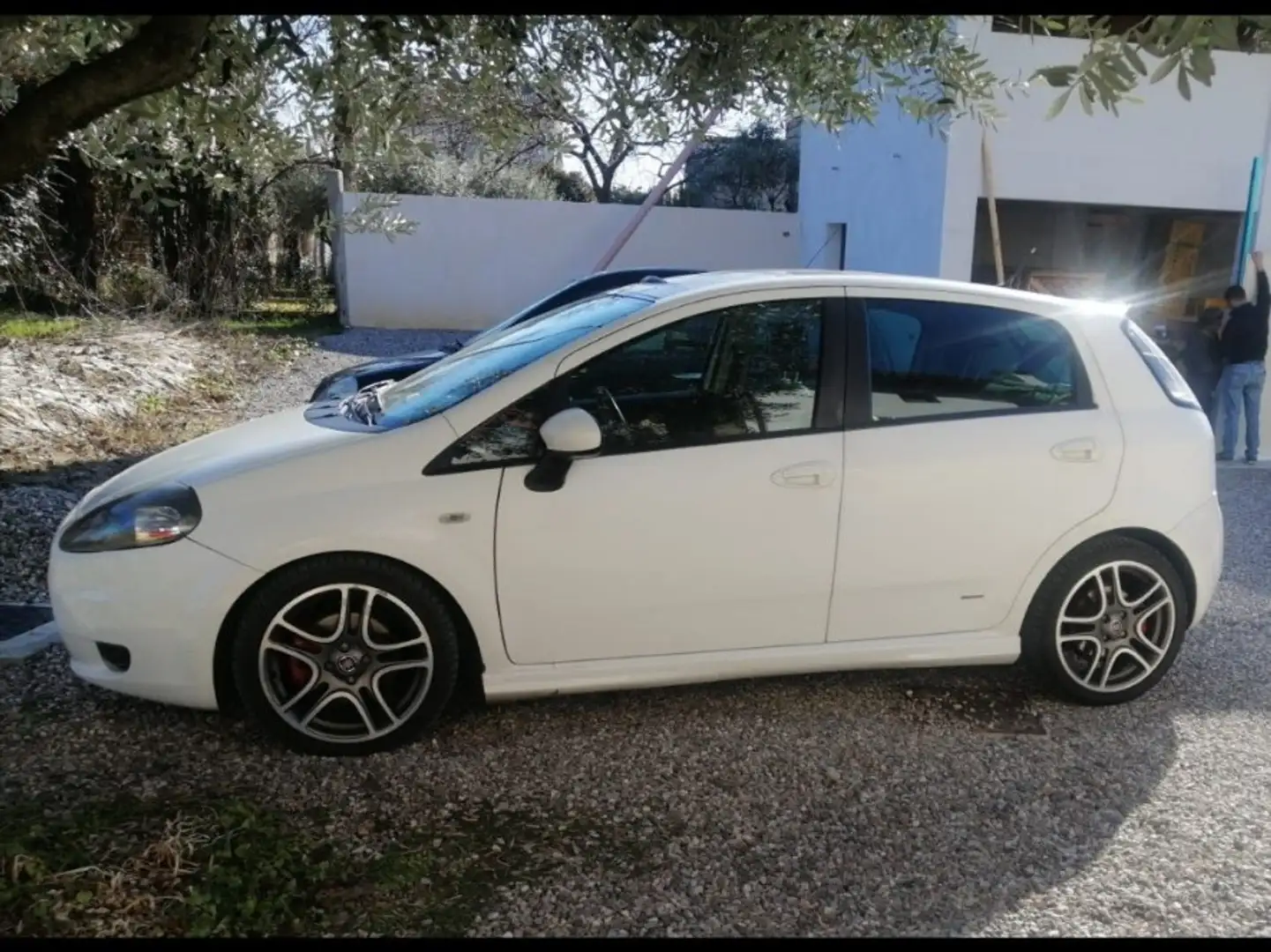 Fiat Grande Punto 5p 1.9 mjt Sport 130cv Bianco - 1
