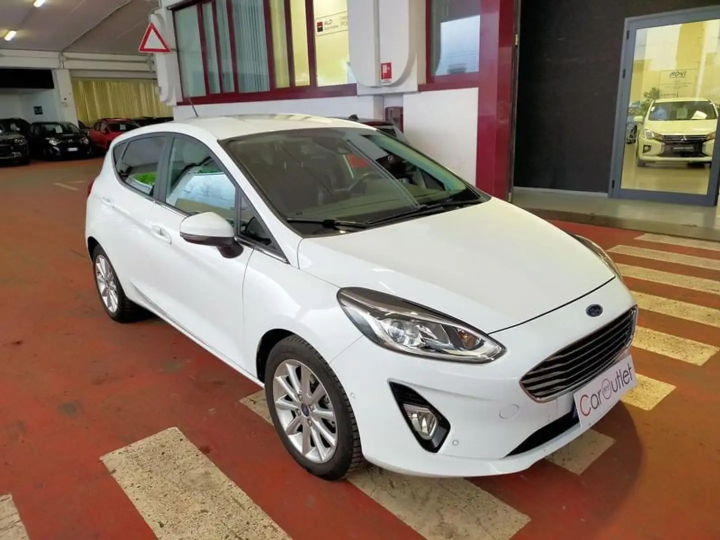Ford Fiesta 1.5 EcoBlue 5 porte Titanium Wit - 2