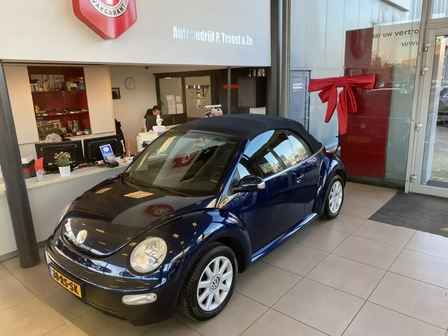 Volkswagen New Beetle Cabriolet 1.6 Turijn Comfort,NL Auto,1E Eigenaar,1 Azul - 2
