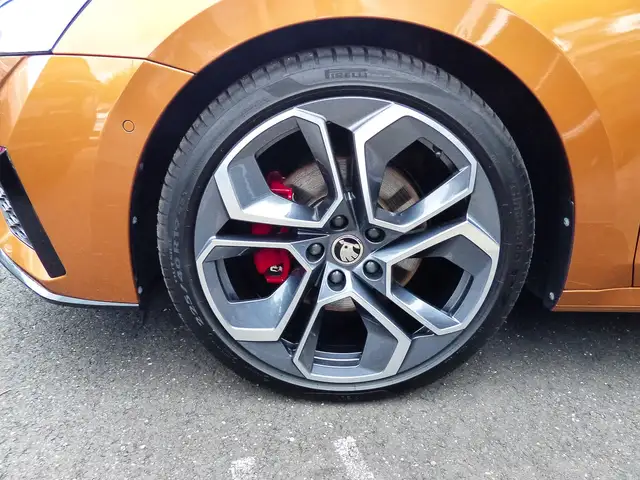 Skoda Octavia view 6