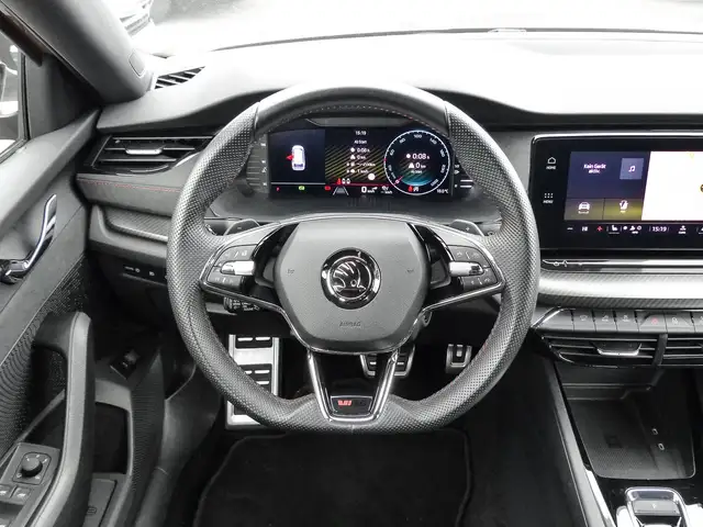 Skoda Octavia view 11