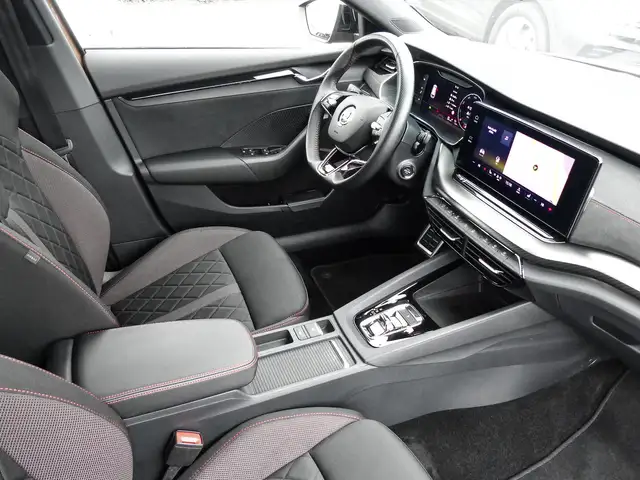 Skoda Octavia view 7