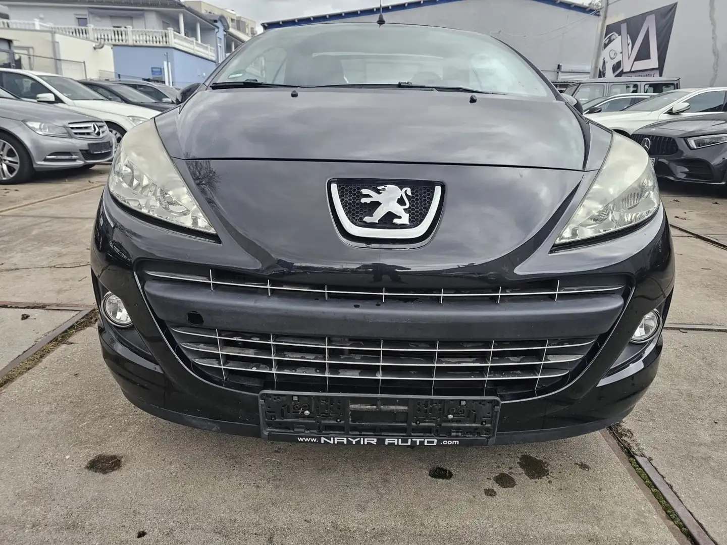 Peugeot 207 CC Cabrio-Coupe Premium Schwarz - 2
