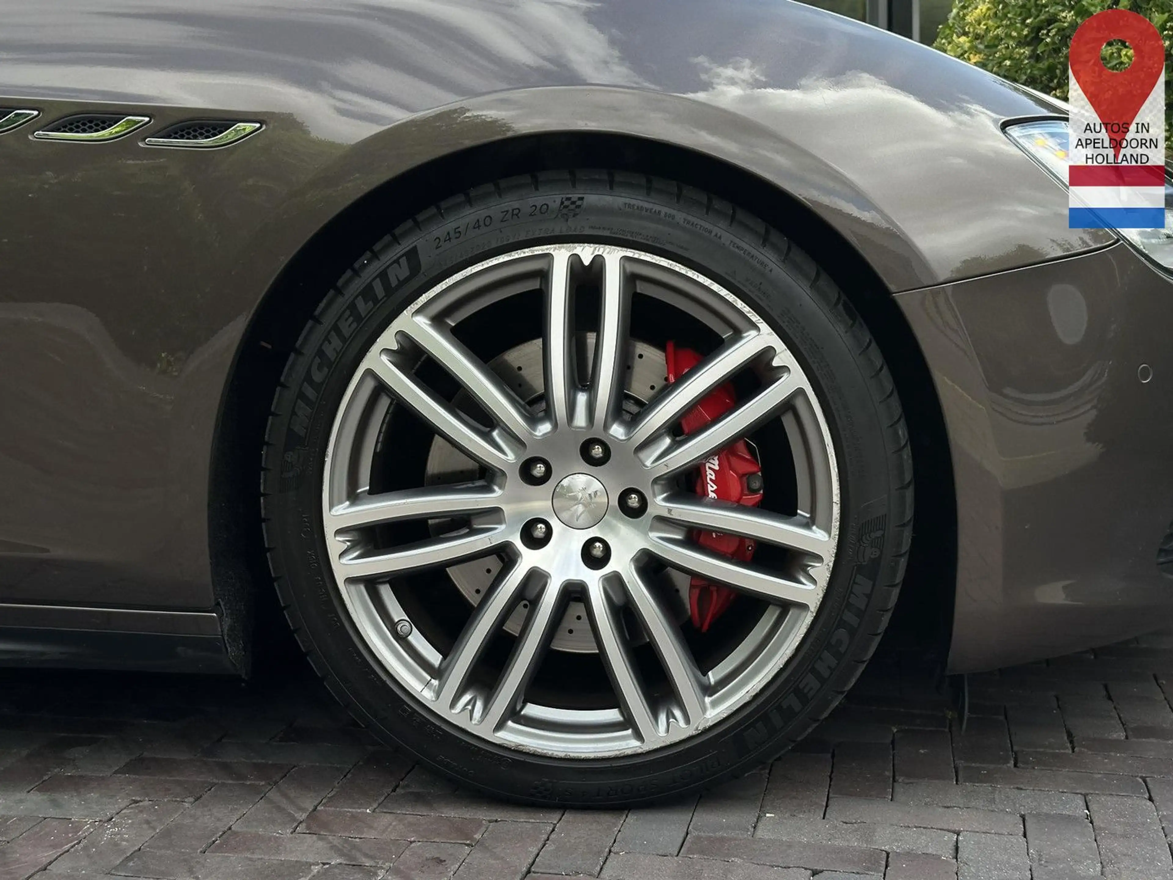 Maserati Ghibli 3.0 V6 D — photo 8