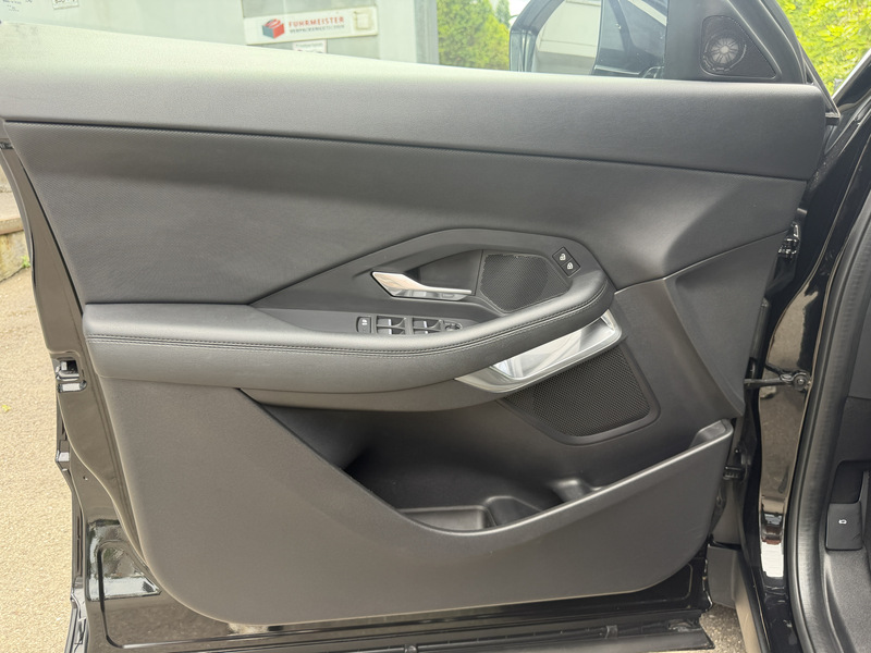 Jaguar E-Pace AWD LED Navi ACC Rü-Kamera Facelift — photo 11
