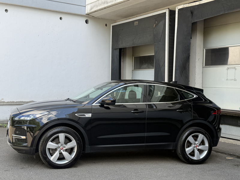 Jaguar E-Pace AWD LED Navi ACC Rü-Kamera Facelift — photo 3