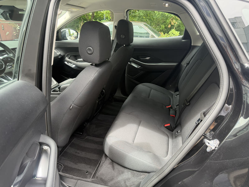 Jaguar E-Pace AWD LED Navi ACC Rü-Kamera Facelift — photo 14