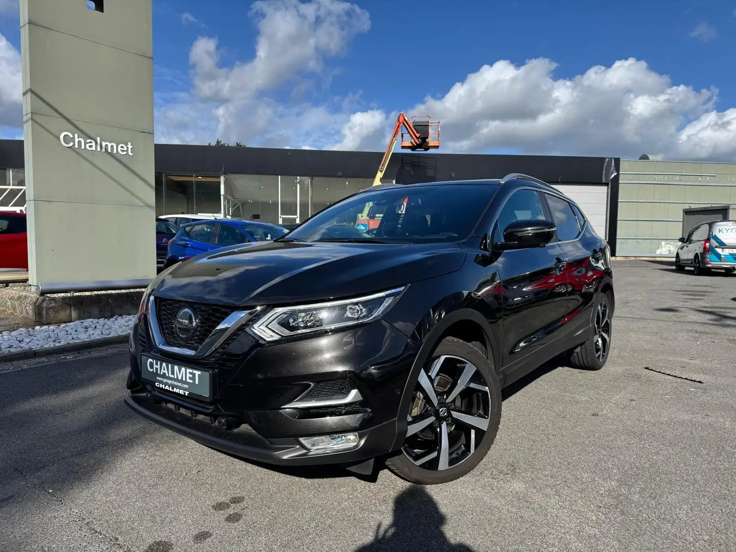 Nissan Qashqai Qashqai 1.3 DIG-T TEKNA + Glass Roof / GARANTIE Schwarz - 1