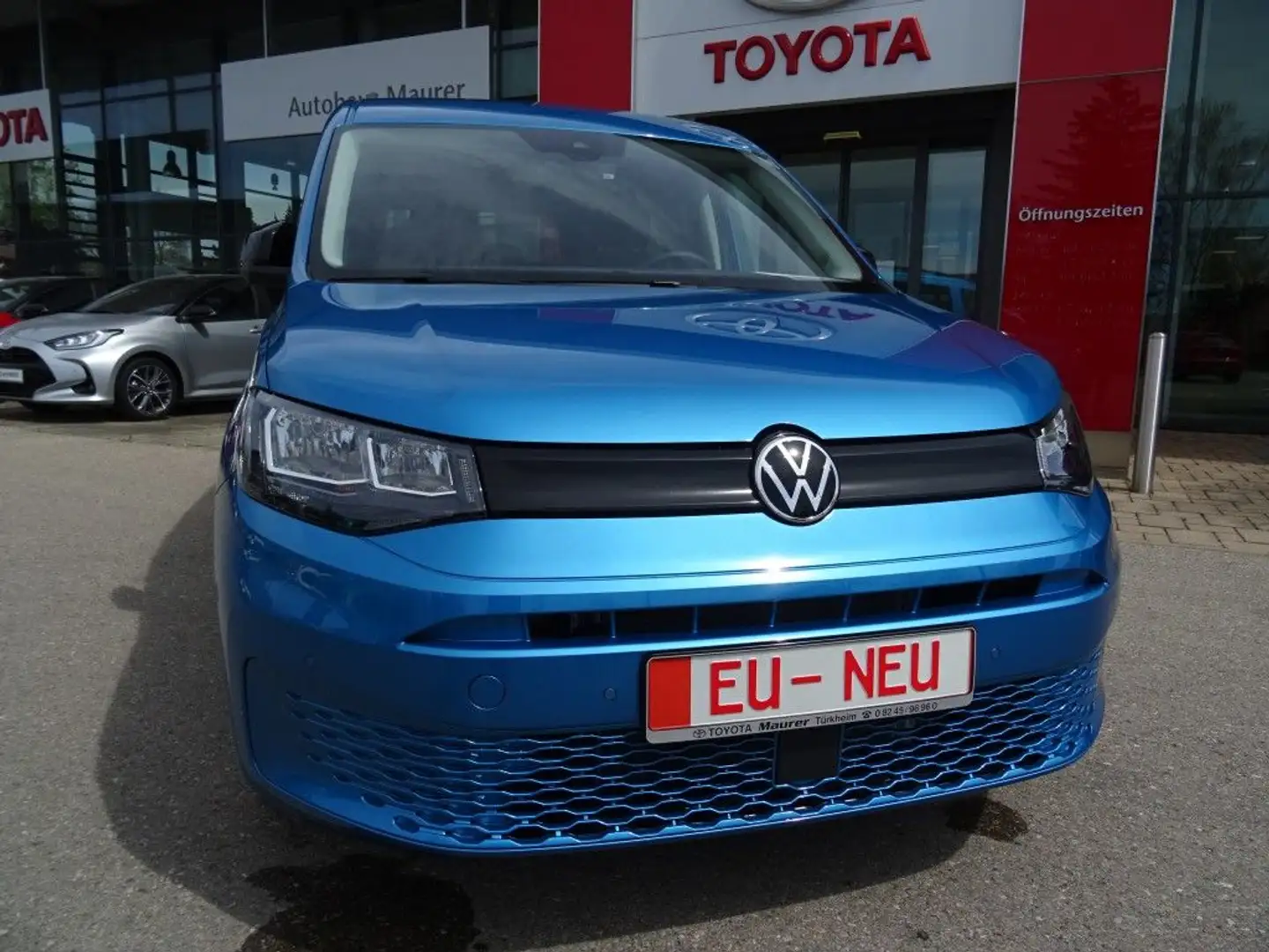 Volkswagen Caddy 1.5 TSI Life DSG-Automatik 7-Sitze AHK Blau - 2