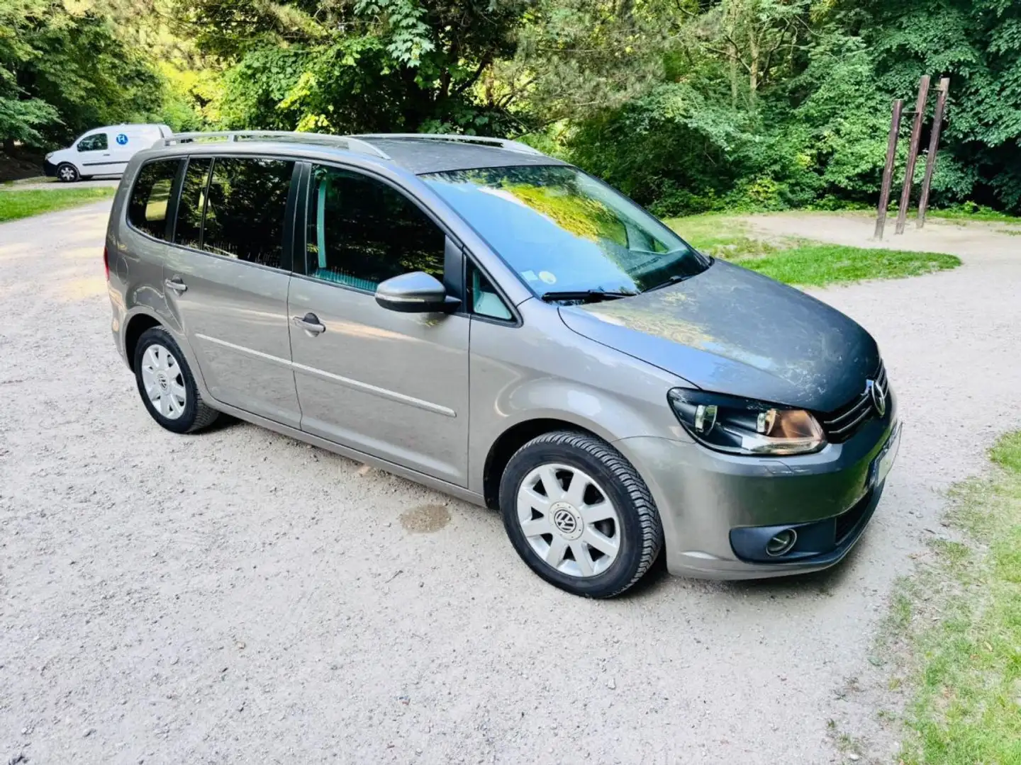 Volkswagen Touran 1.6 TDI 105 HIGHLINE 7 PLACES Grey - 2