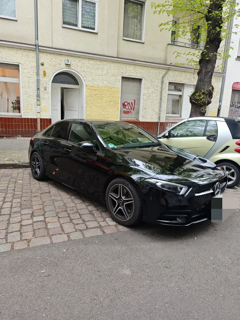 Mercedes-Benz A 220 4Matic 7G-DCT AMG Line - 1