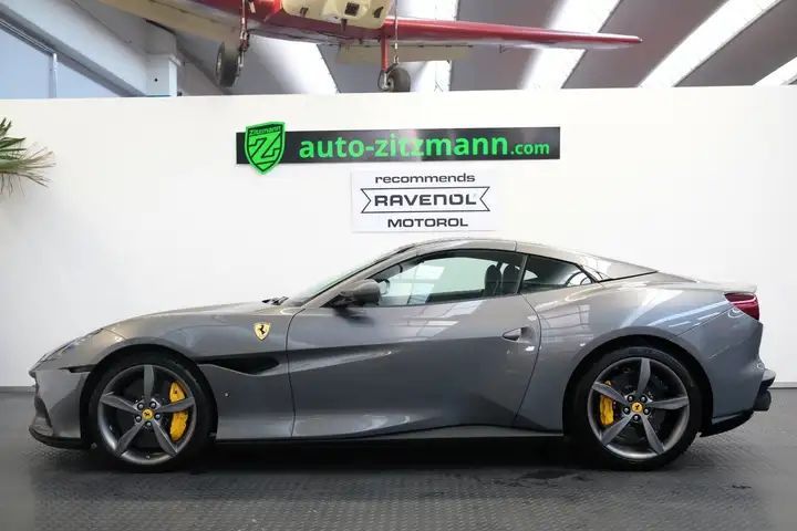 Ferrari Portofino M/CARBON/ADAS/JBL/BELÜFTUNG/360CAMERA