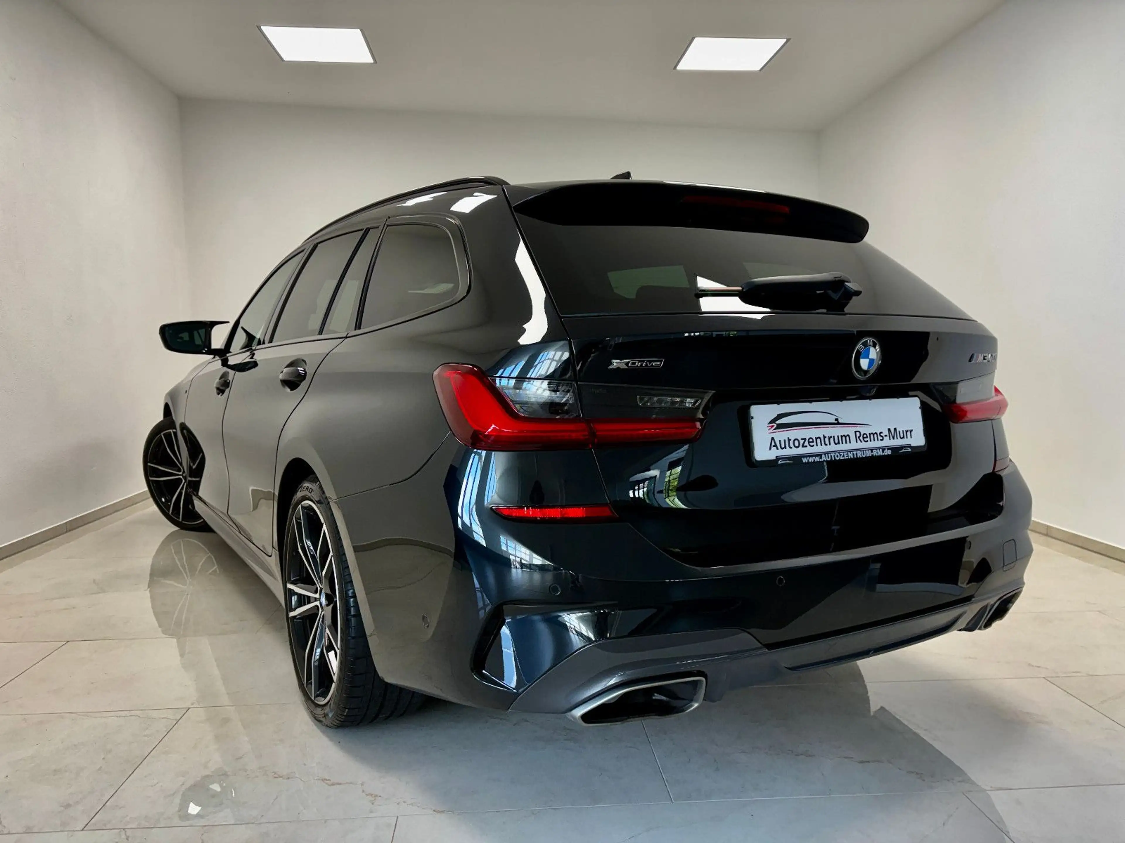BMW 340 Touring  xDrive *PANO*8-FACH* HEAD-UP* — photo 6